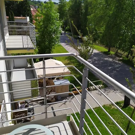 公寓 Apartman Hanicka *